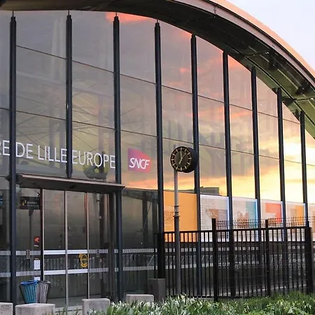 1 Proche Croise Laroche & Tram Apartamento Marcq-en-Baroeul